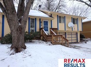 12933 Olive St, Omaha, NE 68138
