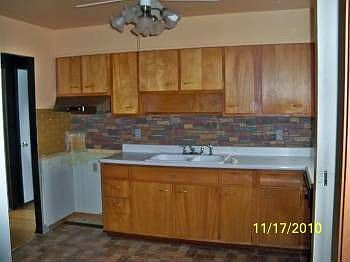 3rd image of 1023 W 72nd Pl