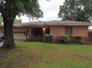3024 40th St, Port Arthur, TX 77642