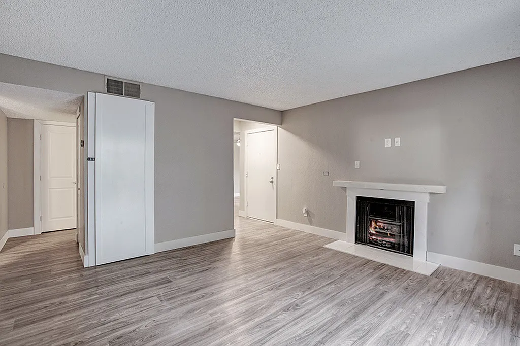 Building Photo - 57 Cadillac Dr #11