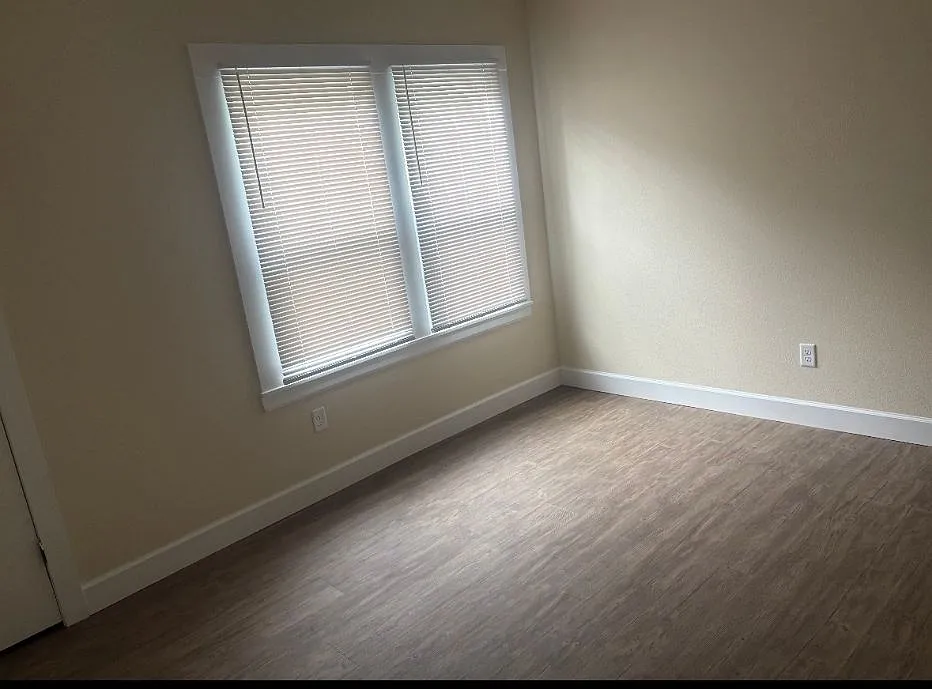 3 bed, 1108 sqft, $1,650 — Photo 4
