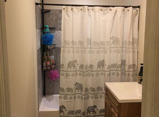2904 Blarneystone Ln, Cary, IL 60013