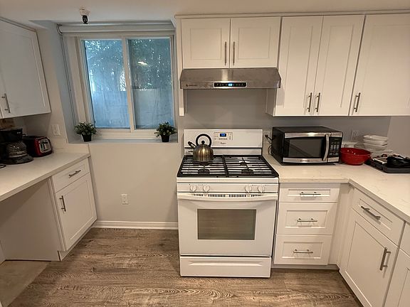 5th image of 1440 N Fairfax Ave APT 113