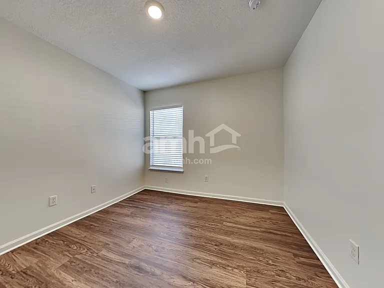 716 Sid Dr — Photo 15