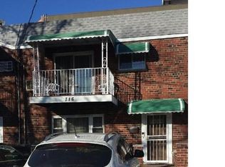 716 Hollywood Ave, Bronx, NY 10465