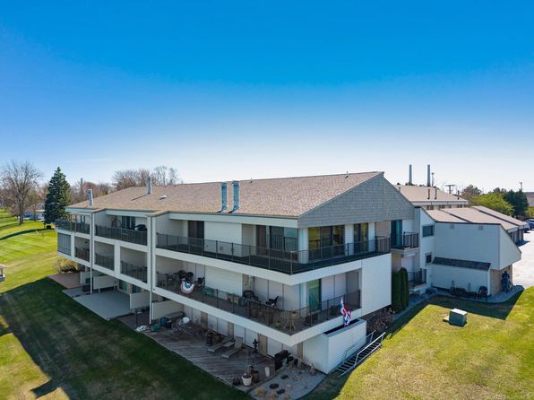 3997 River Rd APT 2, East China, MI 48054