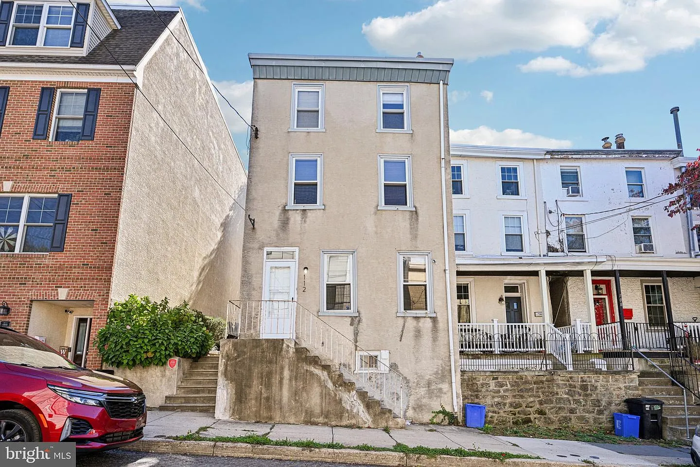 112 Dawson St photo 1