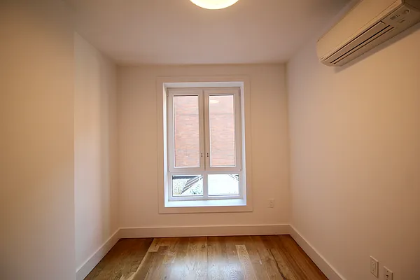 Rented by Hagstrom Management Inc | media 31