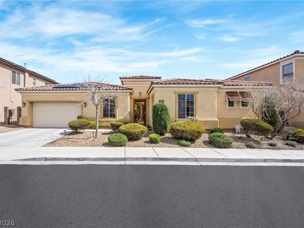 6864 Desert Island St, Las Vegas, NV 89149