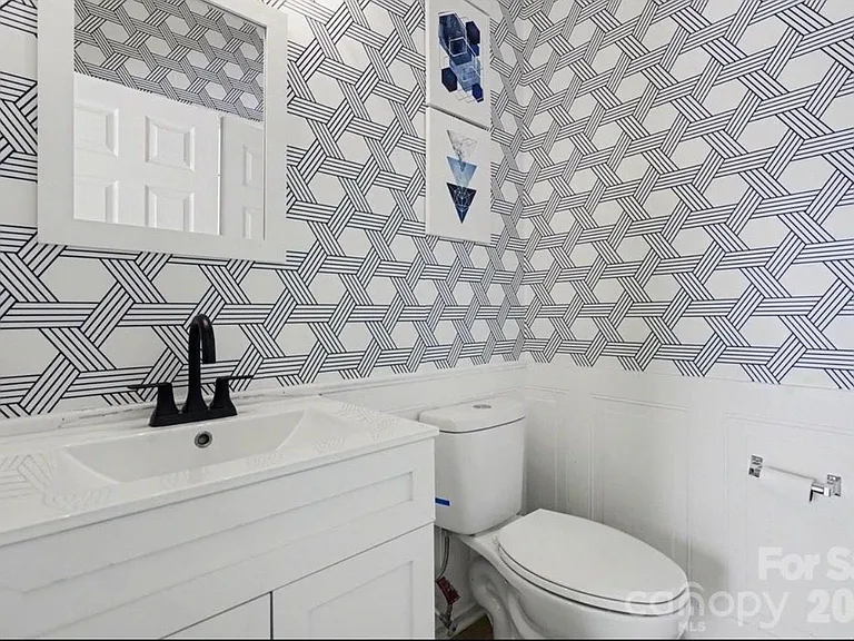 4132 Meadowview Hills Dr — Photo 18