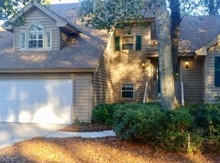 6 Acorn Ln, Hilton Head Island, SC 29928