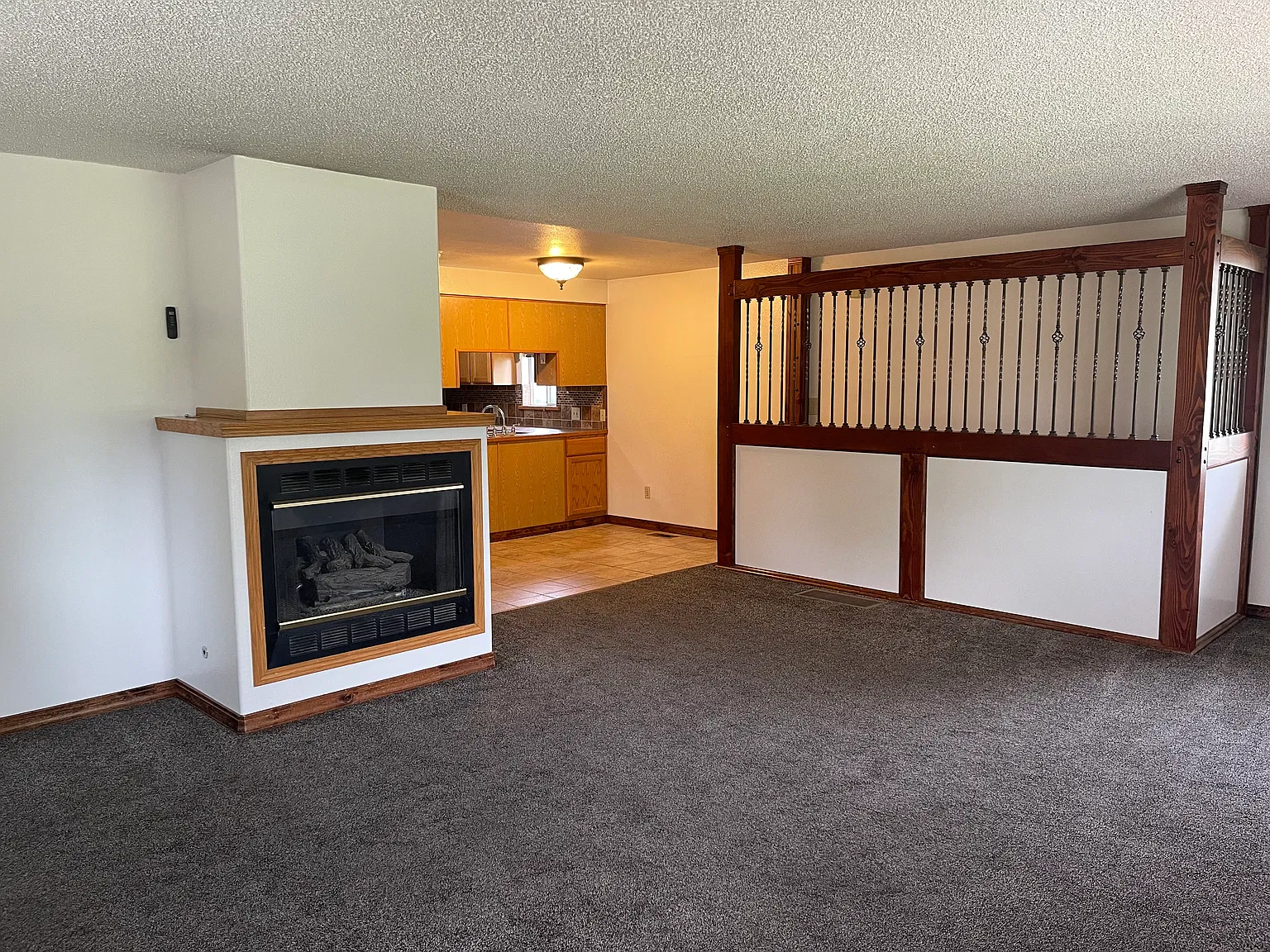 3 bed, 1700 sqft, $1,900 — Photo 4