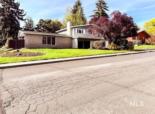 1453 Sunnyside Ave, Moscow, ID 83843