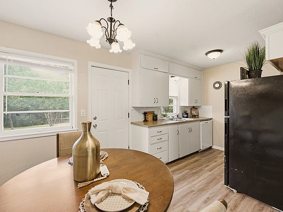 5th image of 2034 W Rita Ave