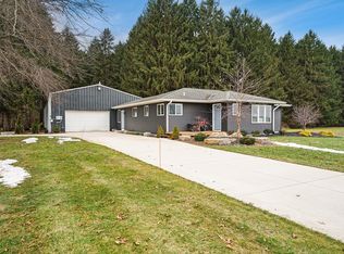 7225 112th Ave, Holland, MI 49424