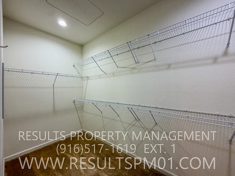 2905 Market St — Photo 24
