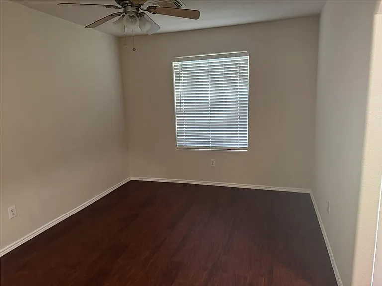 16942 Reston Glen Ln — Photo 40