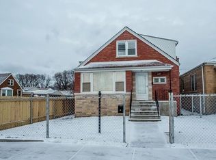 8301 S Paxton Ave, Chicago, IL