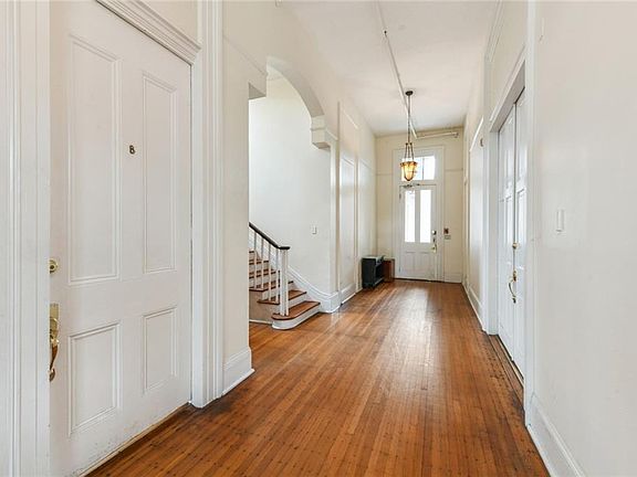 3rd image of 1631 Esplanade Ave APT H
