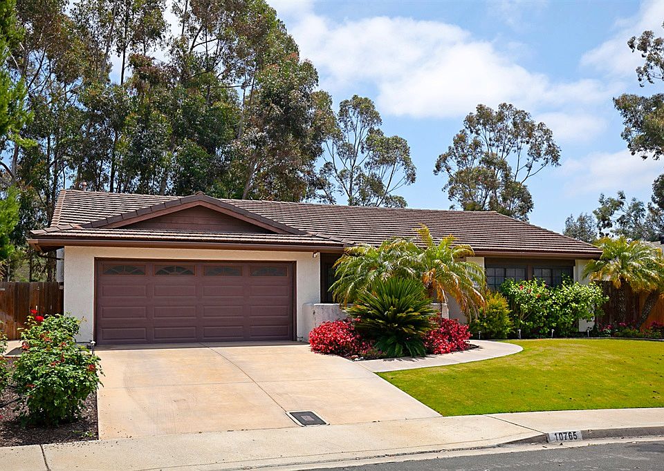 1st image of 10765 Loire Ave