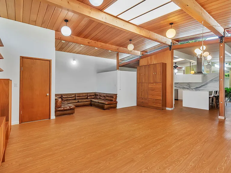 193 Ferne Ave — Photo 5