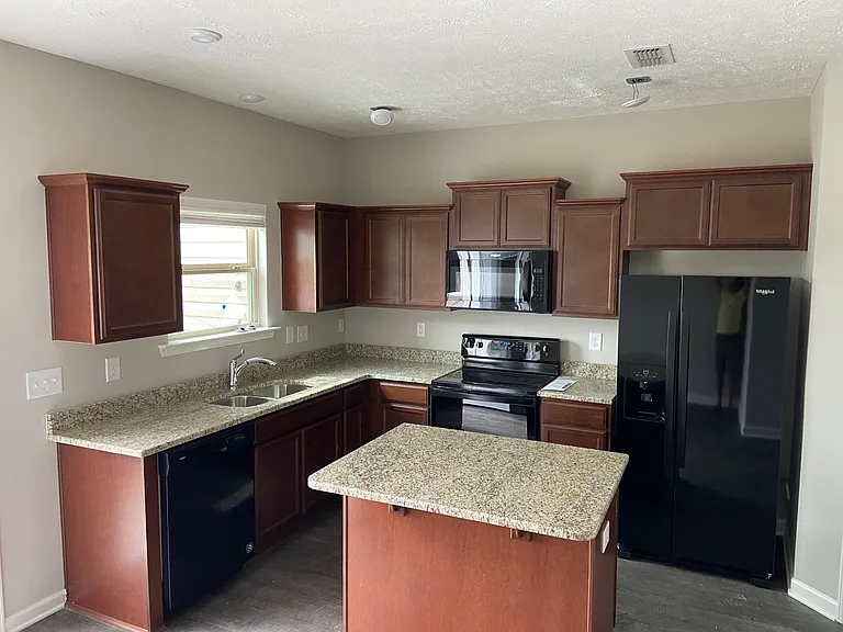 4054 Saddlecreek Way — Photo 11