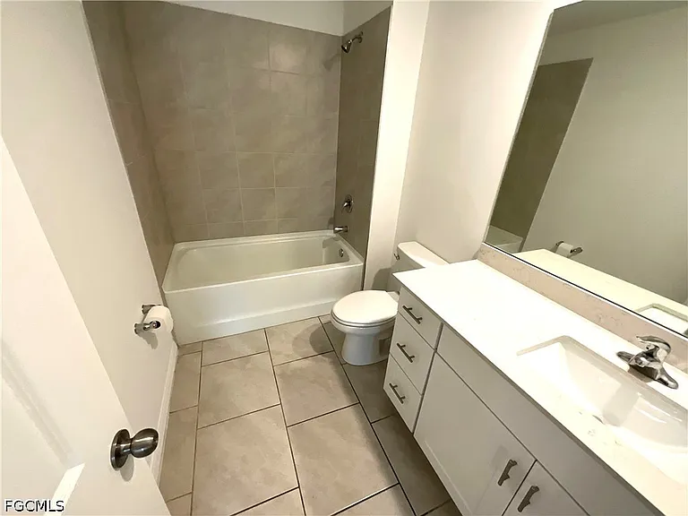 12245 Savanna Lakes Blvd — Photo 12