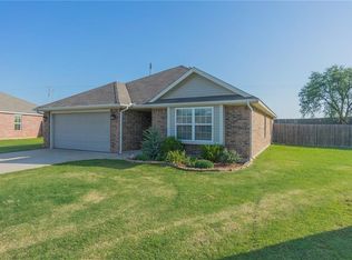 2312 Bradford Ln, Newcastle, OK 73065