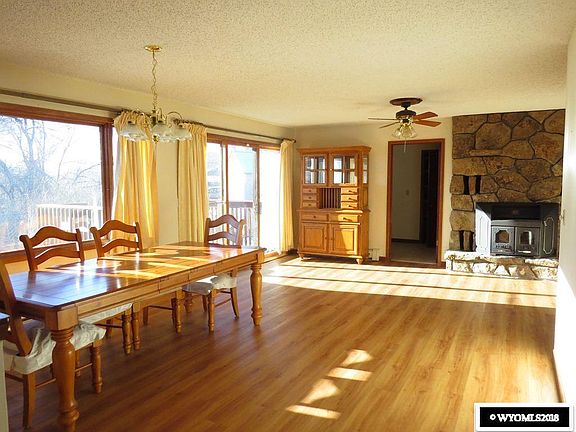 4th image of 936 W Washington Ave