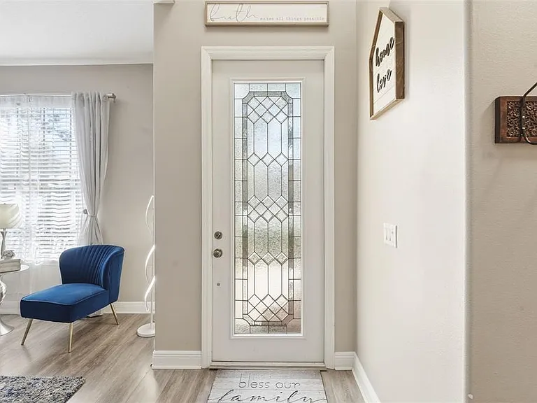 119 Elissar Dr — Photo 11