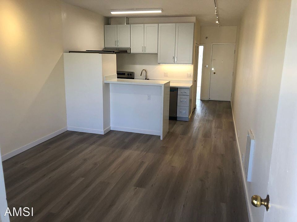 1st image of 30 Elizabeth St #1
