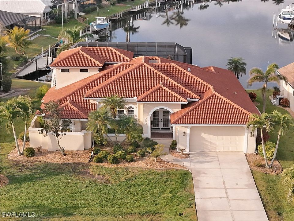 1st image of 782 Monaco Dr