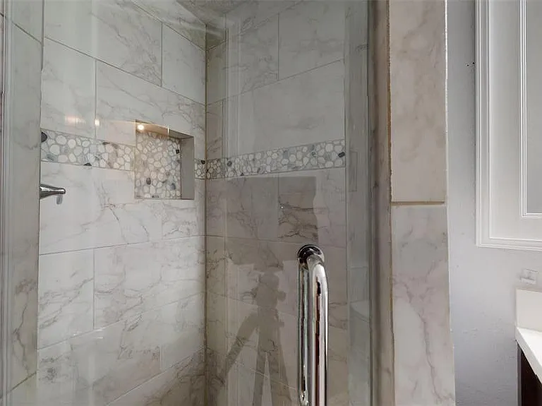 2121 Winrock Blvd #43 — Photo 37