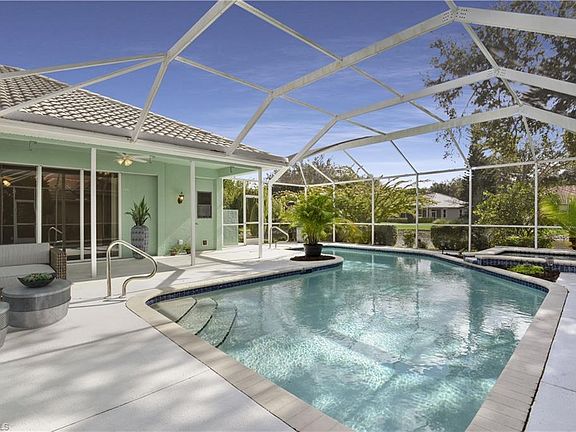 2nd image of 11720 Pinewood Lakes Dr
