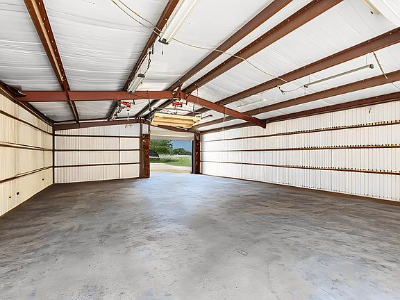 4th image of 997 Kramer Rd