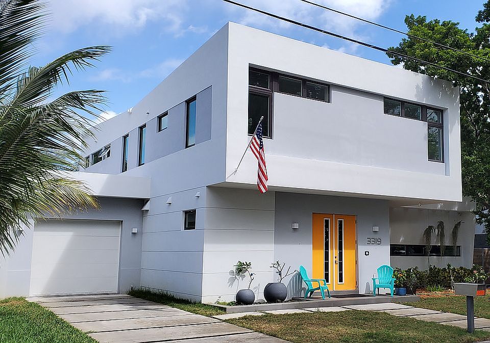 1st image of 3319 Oak Ave