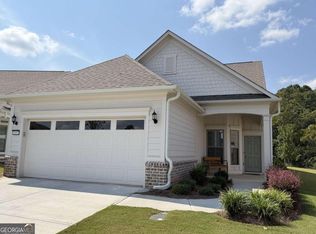 5687 Villa Crest Dr, Hoschton, GA 30548