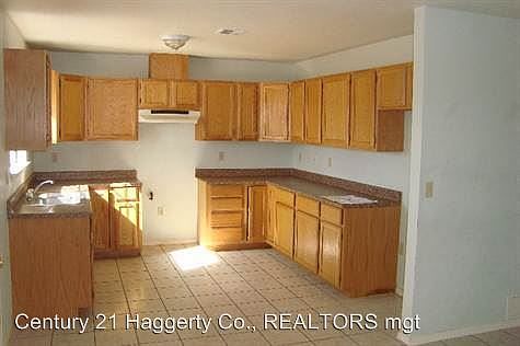 4th image of 780 Bryn Mawr Ct