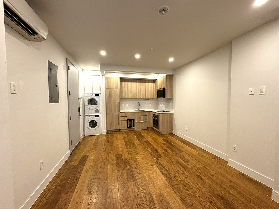 1st image of 109 E 29th St APT 2F