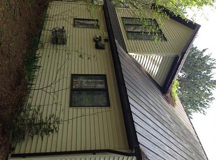 2nd image of 3520 Willoughby Lake Rd