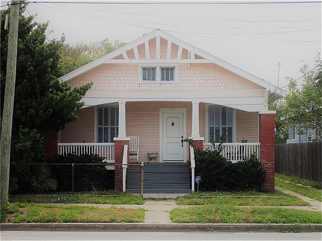 1st image of 2611 37th St