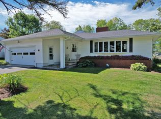 23 Longmeadow Dr, Brewer, ME 04412