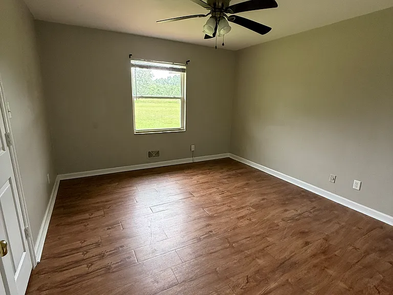 567 Jordan Rd — Photo 18