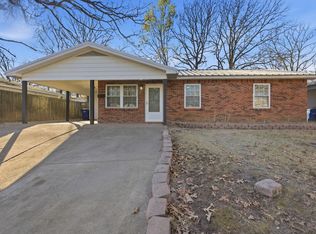 6315 Blackhawk Dr, N Little Rock, AR 72116