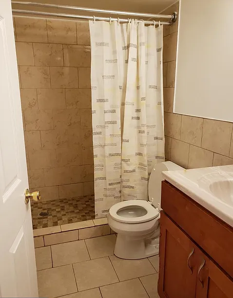 1 bed, $1,050 — Photo 4