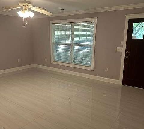 5th image of 490 Barnett Shoals Rd APT 301