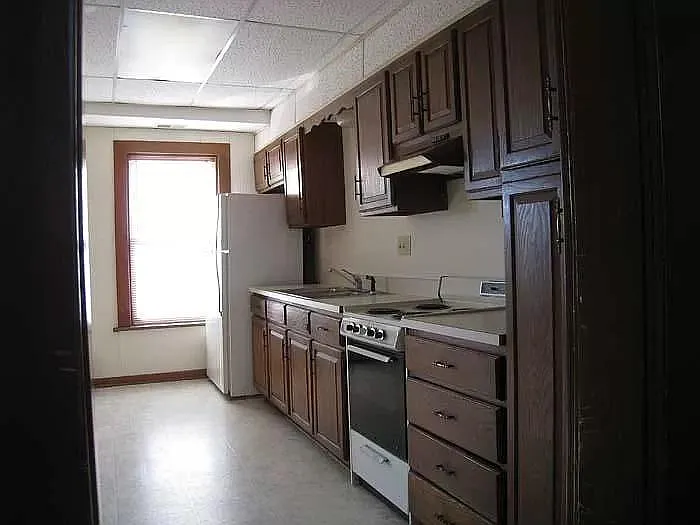 52 Indiana Ave #3 — Photo 5