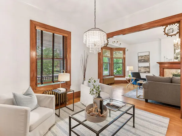 776 Summit Ave, Saint Paul, MN 55105