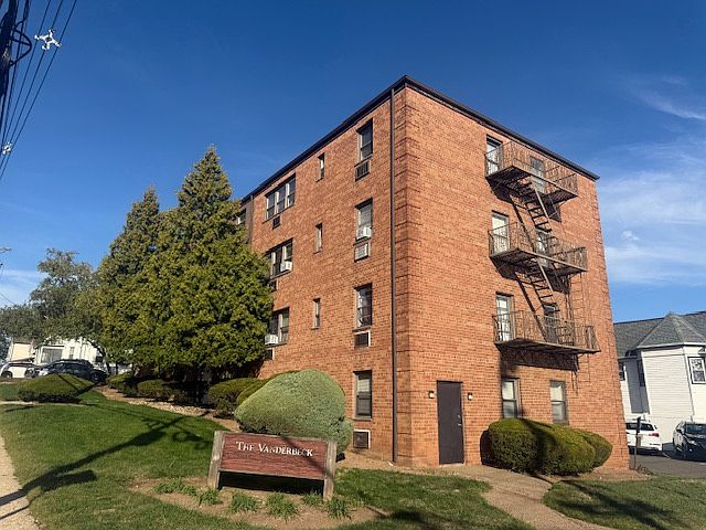 Exterior of Condo- Entrance