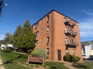60 Vanderbeck Pl APT 2C, Hackensack, NJ 07601